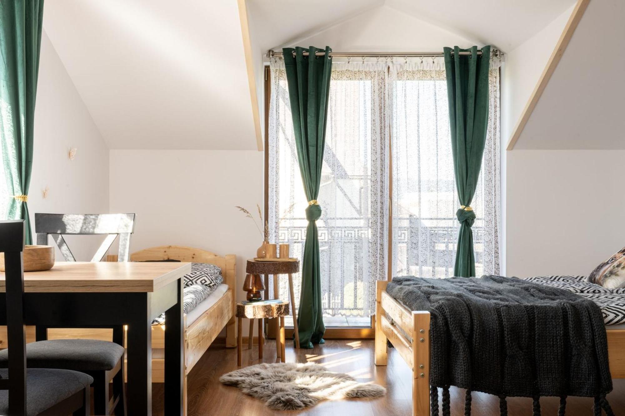 Dw Pod Zlotym Kasztanem Apartment *
